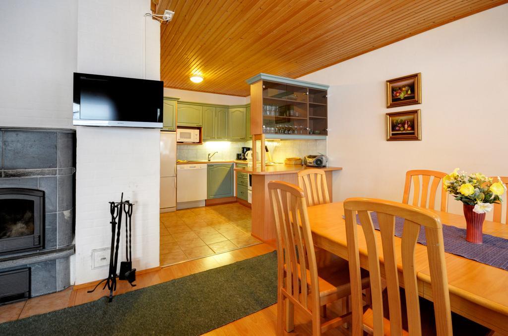 Kulta-Katti Apartments Vuokatti Pokoj fotografie
